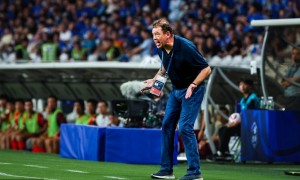 悬念来了！中超-上海德比海港2-1送申花2轮不胜 两队仅差1分