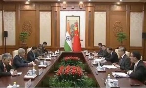 “铁四角”诞生？中俄伊印外长齐聚中国，印度表态作出承诺，美国终于要急了
