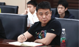 原创 
            要下课？记者：横滨赛会成压倒王皓的最后一根稻草，跟刘国梁一样