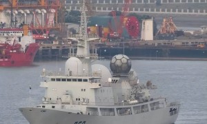真正的自由航行！中国海军现身夏威夷！解放军直扑美国老巢，美航母心虚紧急后撤
