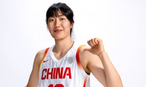 原创 
            5战征服主帅！中国女篮又一23岁1米86王牌诞生：新版李梦三分真准